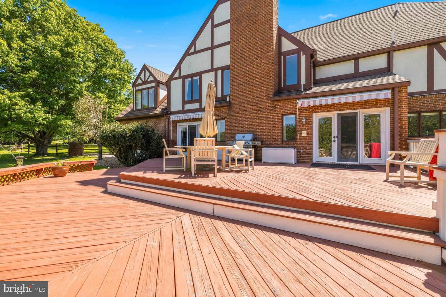 North Potomac, Maryland, 20878, United States, 5 Bedrooms Bedrooms, ,6 BathroomsBathrooms,Residential,Active,2045699