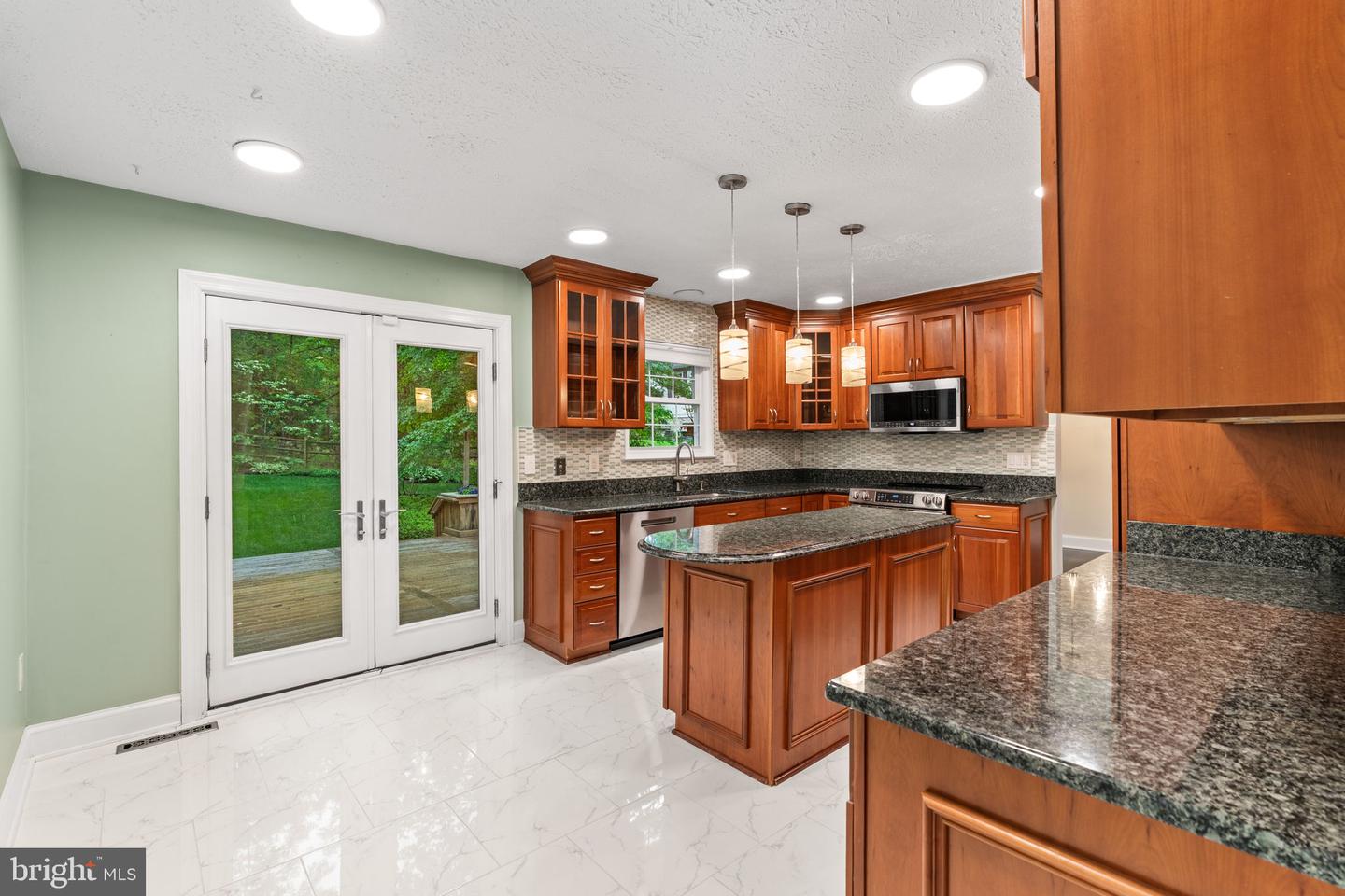 Reston, Virginia, 20191, United States, 3 Bedrooms Bedrooms, ,3 BathroomsBathrooms,Residential,Active,2044995