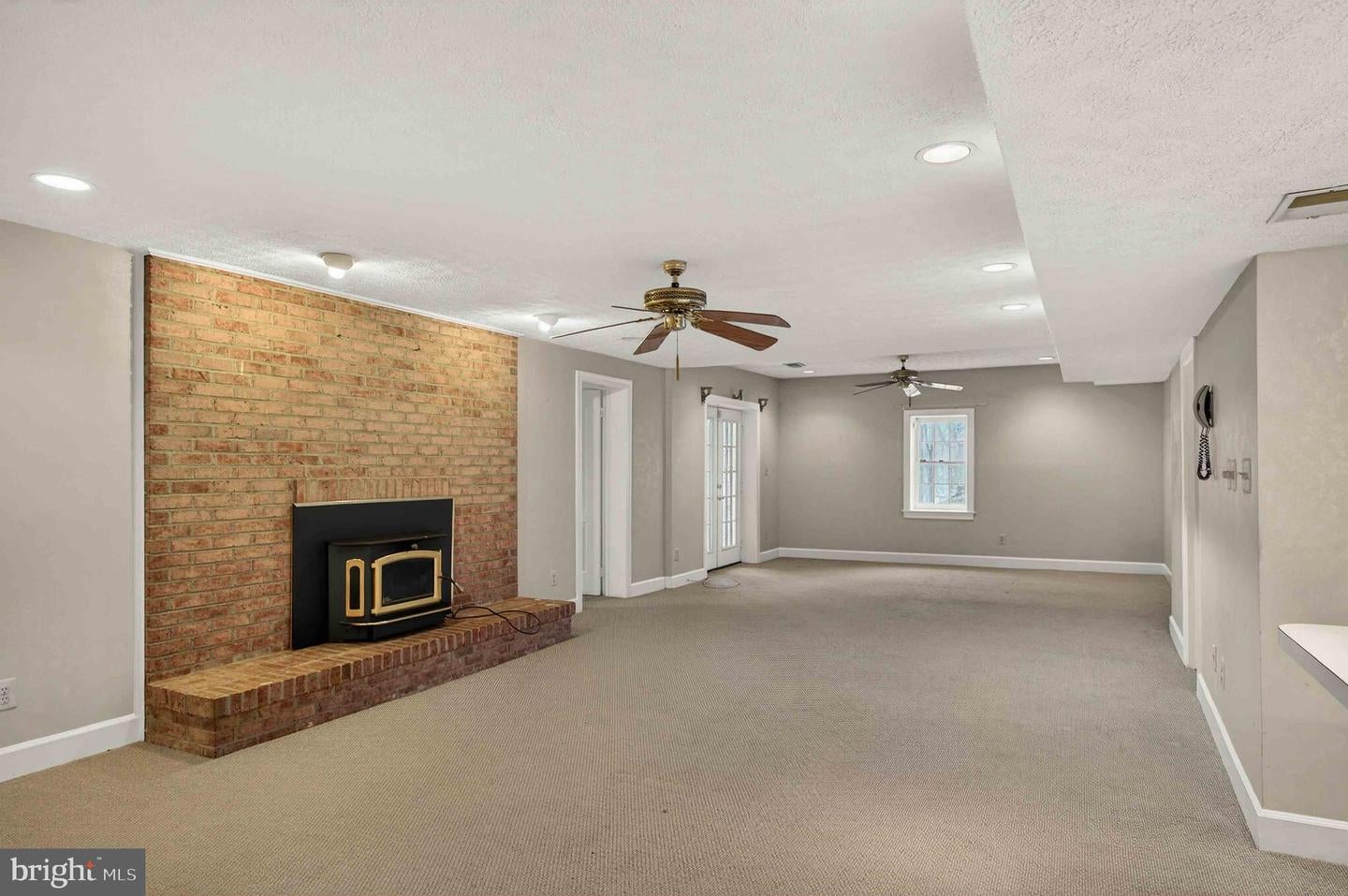 Clifton, Virginia, 20124, United States, 5 Bedrooms Bedrooms, ,6 BathroomsBathrooms,Residential,Active,2025639