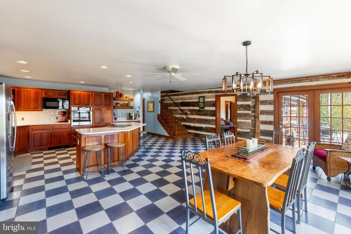 Winchester, Virginia, 22602, United States, 4 Bedrooms Bedrooms, ,4 BathroomsBathrooms,Residential,Active,1771431