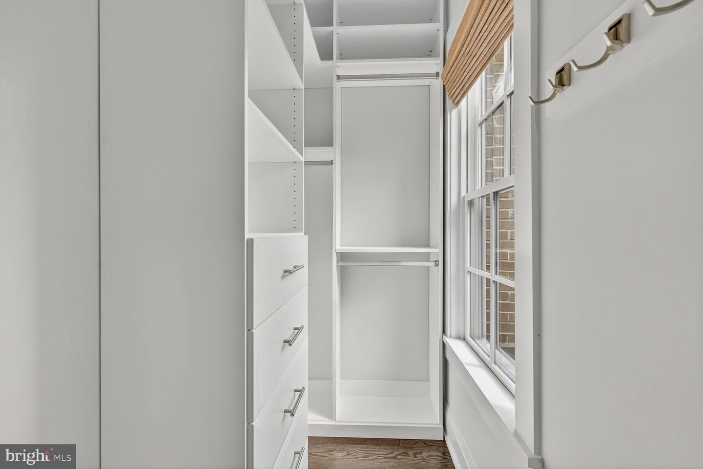 Alexandria, Virginia, 22314, United States, 4 Bedrooms Bedrooms, ,5 BathroomsBathrooms,Residential,Active,1959984