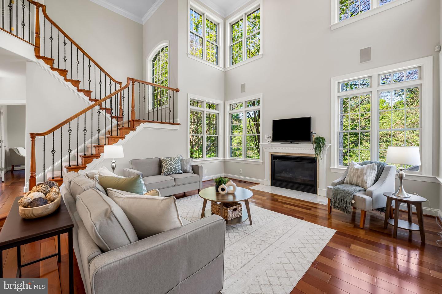 Ellicott City, Maryland, 21042, United States, 5 Bedrooms Bedrooms, ,5 BathroomsBathrooms,Residential,Pending,2045798