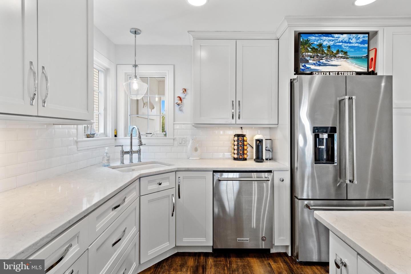 Beach Haven, New Jersey, 08008, United States, 5 Bedrooms Bedrooms, ,4 BathroomsBathrooms,Residential,Active,1941132