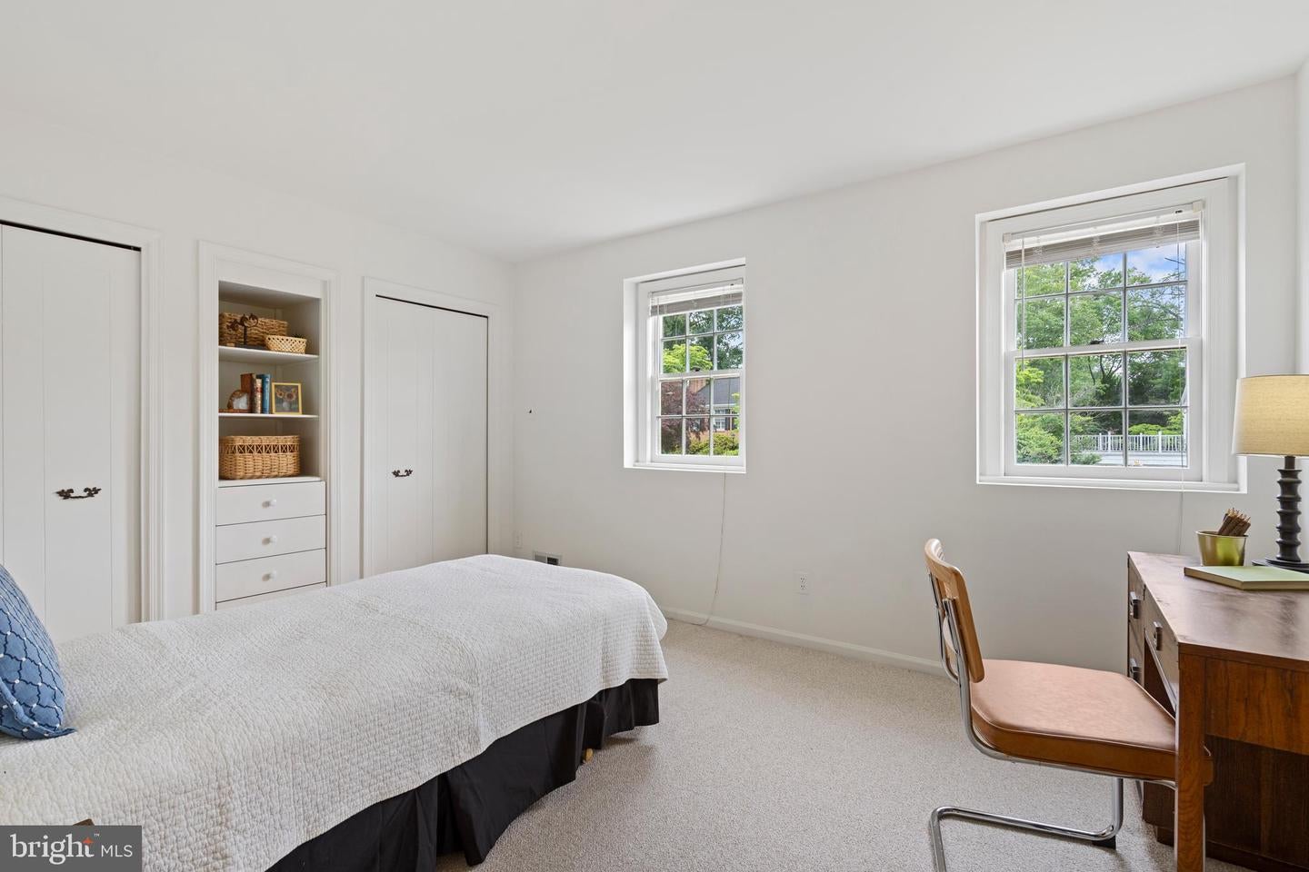 Arlington, Virginia, 22207, United States, 5 Bedrooms Bedrooms, ,4 BathroomsBathrooms,Residential,Active,1843845