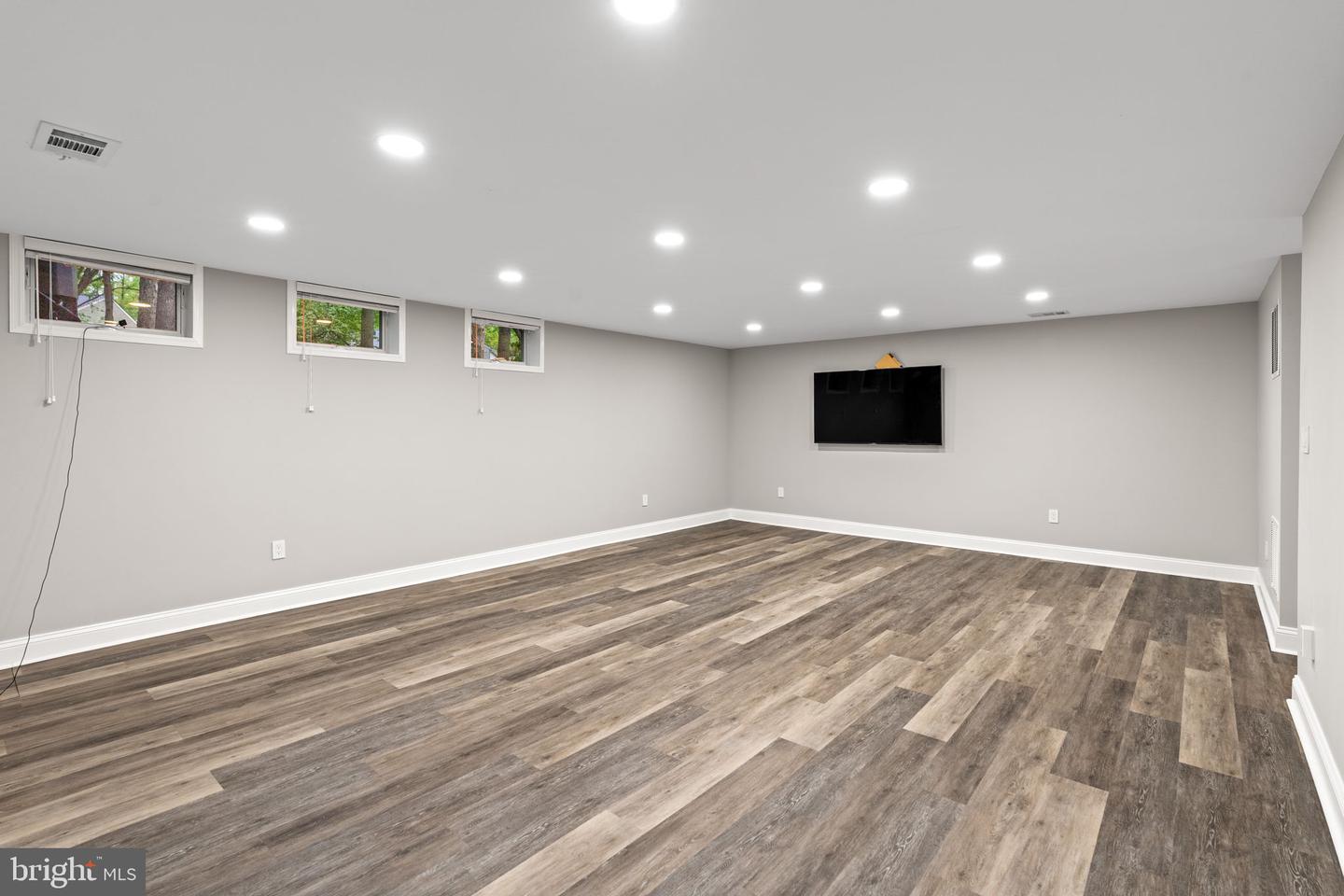 Reston, Virginia, 20191, United States, 3 Bedrooms Bedrooms, ,3 BathroomsBathrooms,Residential,Active,2044995