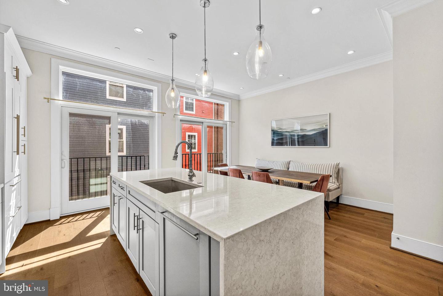 Alexandria, Virginia, 22314, United States, 3 Bedrooms Bedrooms, ,4 BathroomsBathrooms,Residential,Active,1933713