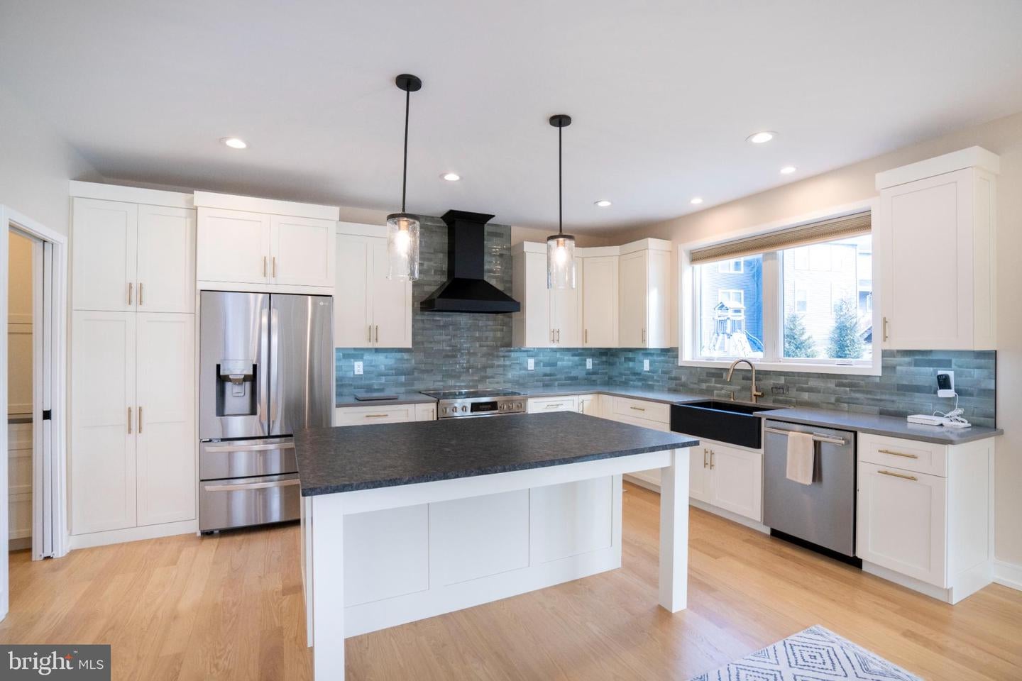 State College, Pennsylvania, 16801, United States, 4 Bedrooms Bedrooms, ,4 BathroomsBathrooms,Residential,Active,2012913