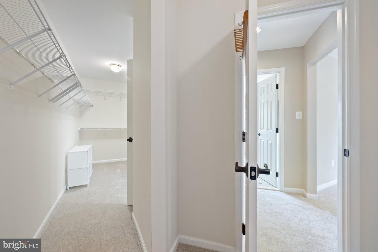 Rockville, Maryland, 20850, United States, 5 Bedrooms Bedrooms, ,6 BathroomsBathrooms,Residential,Active,1941388