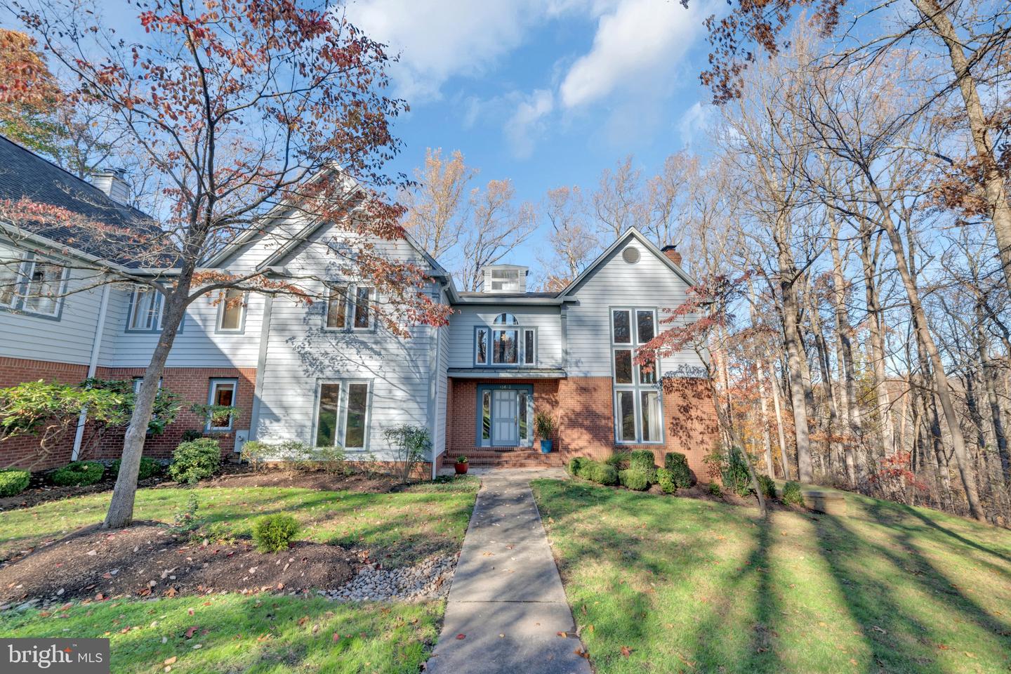 Ellicott City, Maryland, 21042, United States, 5 Bedrooms Bedrooms, ,5 BathroomsBathrooms,Residential,Active,1988714