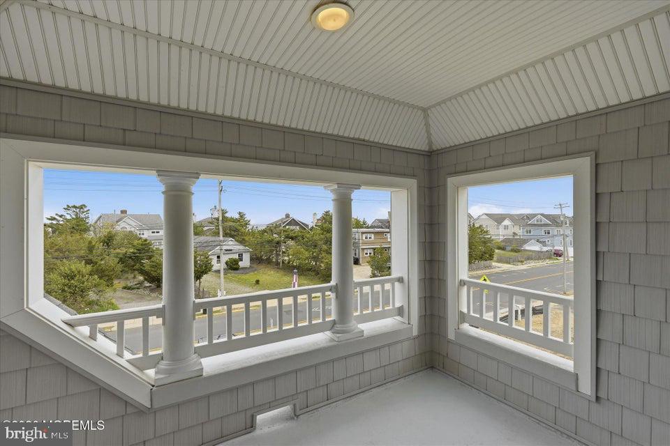 Point Pleasant Beach, New Jersey, 08742, United States, 5 Bedrooms Bedrooms, ,4 BathroomsBathrooms,Residential,Active,2043129