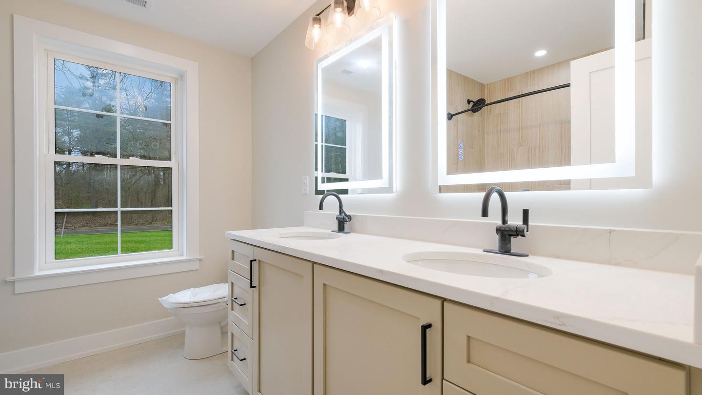 Doylestown, Pennsylvania, 18902, United States, 4 Bedrooms Bedrooms, ,5 BathroomsBathrooms,Residential,Active,1702887