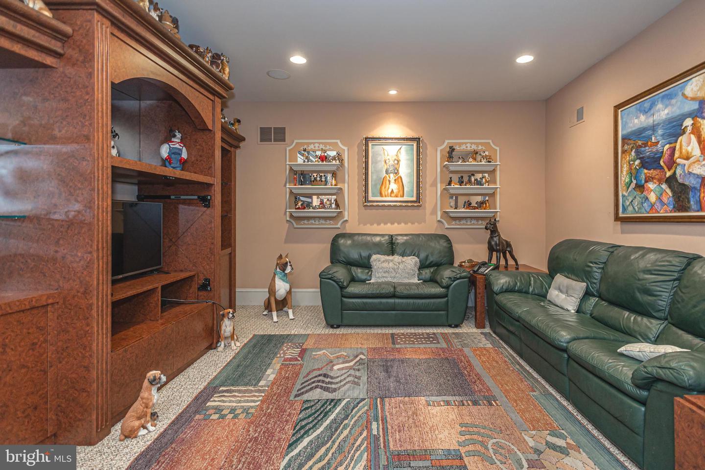 Moorestown, New Jersey, 08057, United States, 5 Bedrooms Bedrooms, ,7 BathroomsBathrooms,Residential,Active,1889333