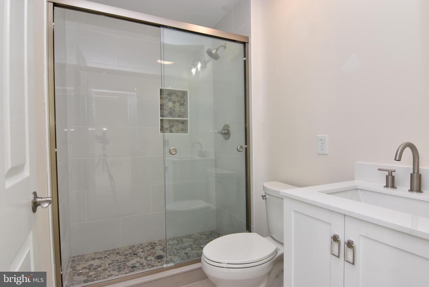 Bethany Beach, Delaware, 19930, United States, 5 Bedrooms Bedrooms, ,5 BathroomsBathrooms,Residential,Active,1824497