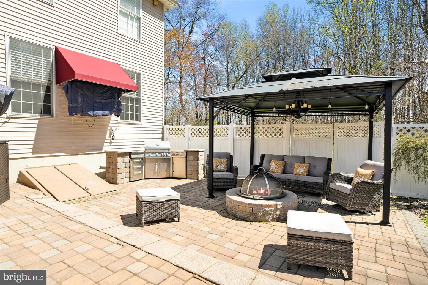 Robbinsville, New Jersey, 08691, United States, 6 Bedrooms Bedrooms, ,6 BathroomsBathrooms,Residential,Active,1953417