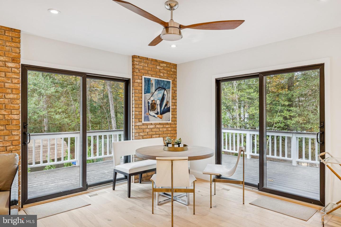 Oakton, Virginia, 22124, United States, 4 Bedrooms Bedrooms, ,4 BathroomsBathrooms,Residential,Active,1971783