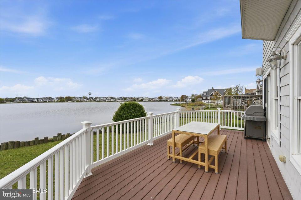 Point Pleasant Beach, New Jersey, 08742, United States, 5 Bedrooms Bedrooms, ,4 BathroomsBathrooms,Residential,Active,2043129