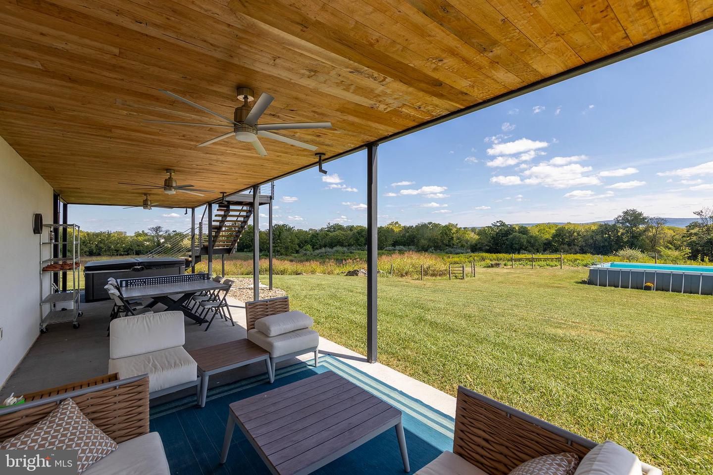 Berryville, Virginia, 22611, United States, 4 Bedrooms Bedrooms, ,4 BathroomsBathrooms,Residential,Active,1945547