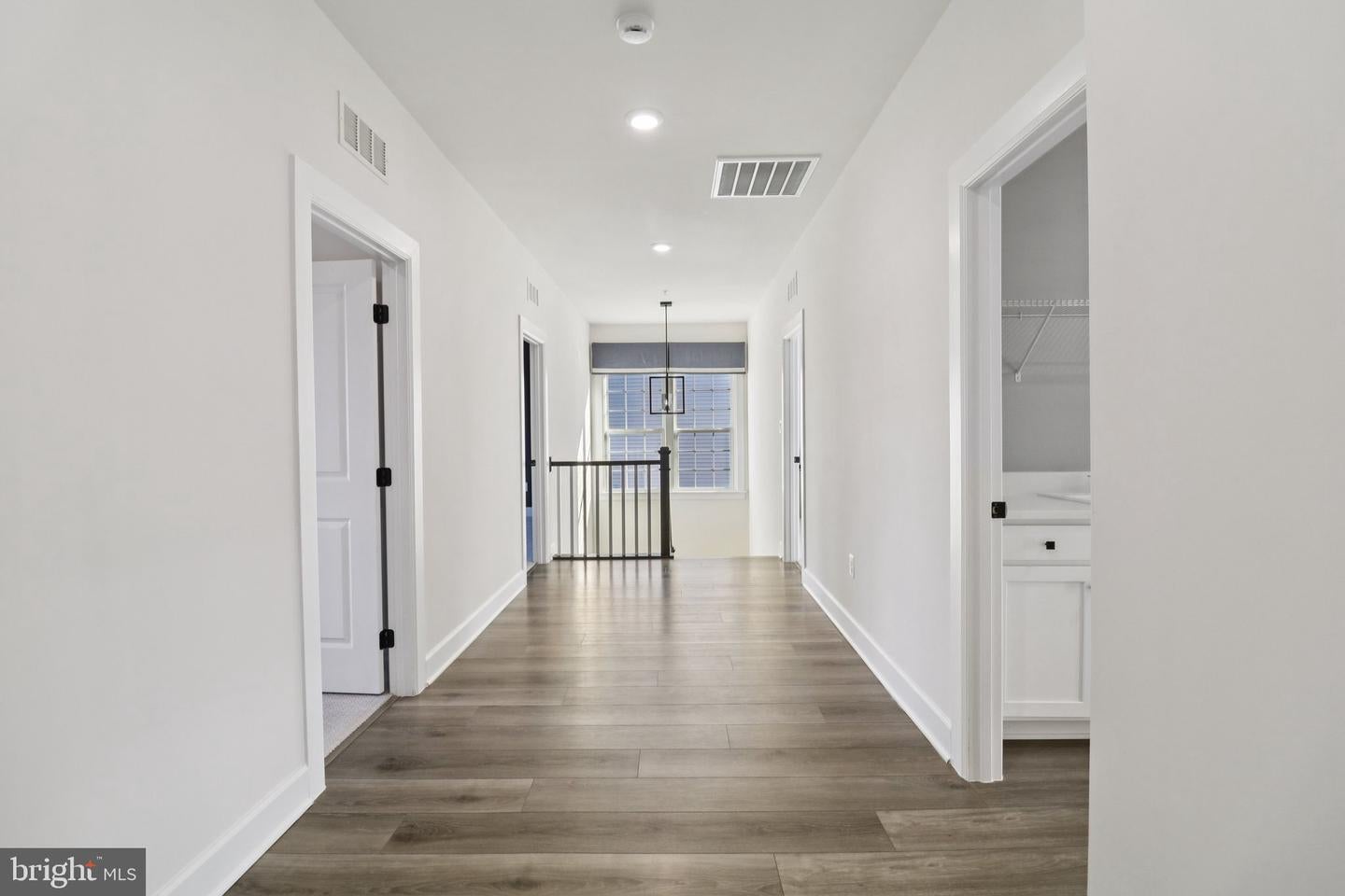 Bowie, Maryland, 20716, United States, 5 Bedrooms Bedrooms, ,5 BathroomsBathrooms,Residential,Active,2006775