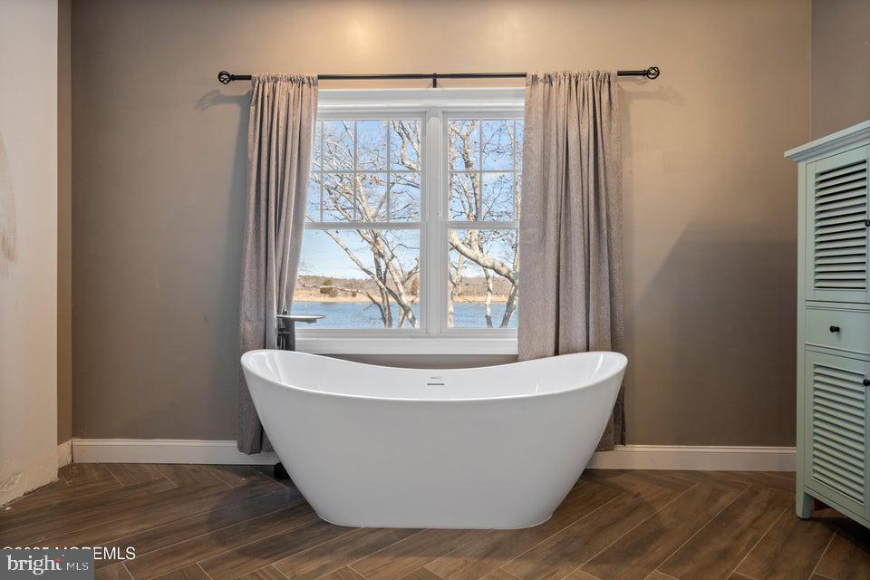 Waretown, New Jersey, 08758, United States, 4 Bedrooms Bedrooms, ,3 BathroomsBathrooms,Residential,Active,1904173