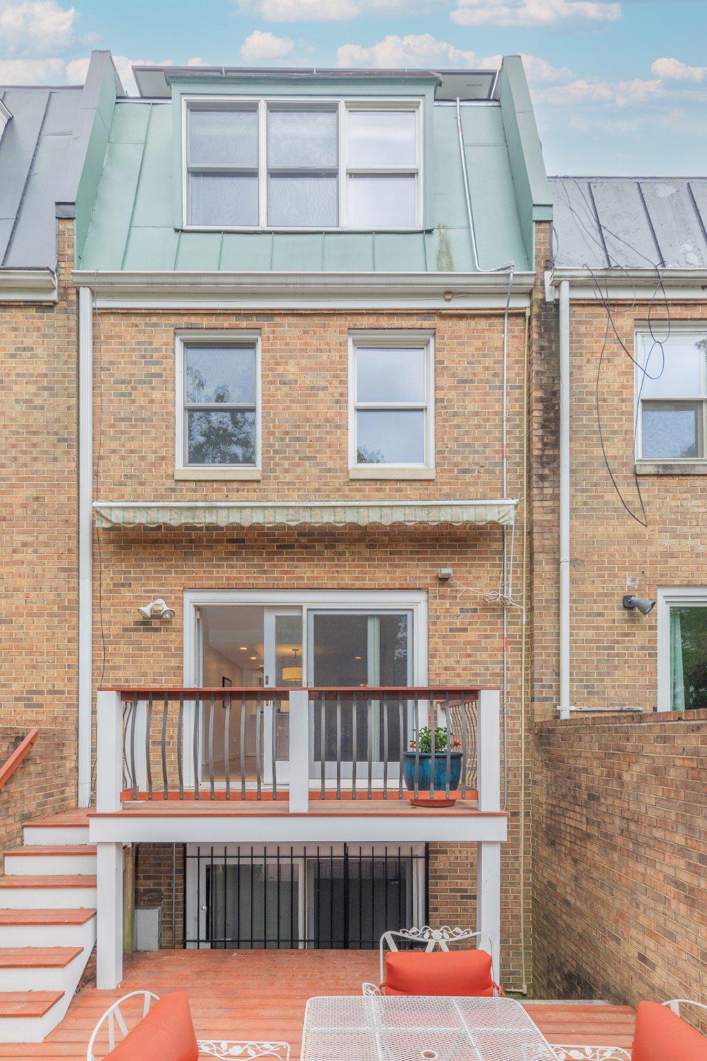 Washington, District Of Columbia, 20024, United States, 5 Bedrooms Bedrooms, ,3 BathroomsBathrooms,Residential,Active,2010218