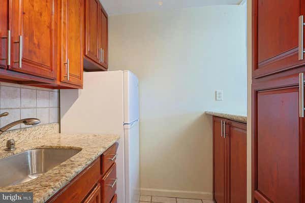 1919 CHESTNUT ST APT 1313, PHILADELPHIA, PA 19103, photo 4 of 17