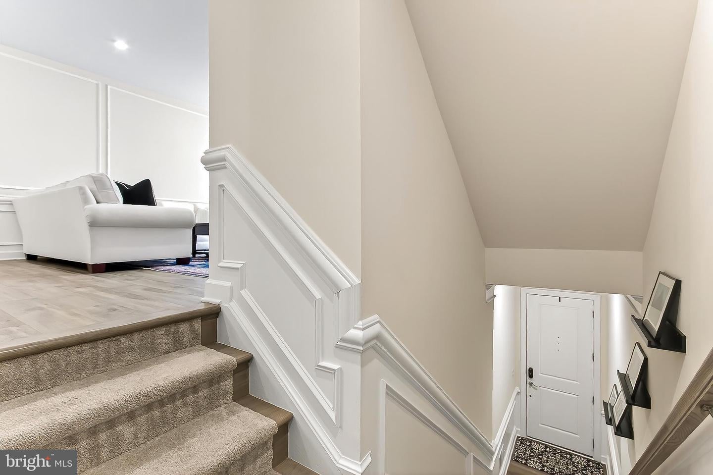 Fairfax, Virginia, 22033, United States, 4 Bedrooms Bedrooms, ,5 BathroomsBathrooms,Residential,Active,2010219