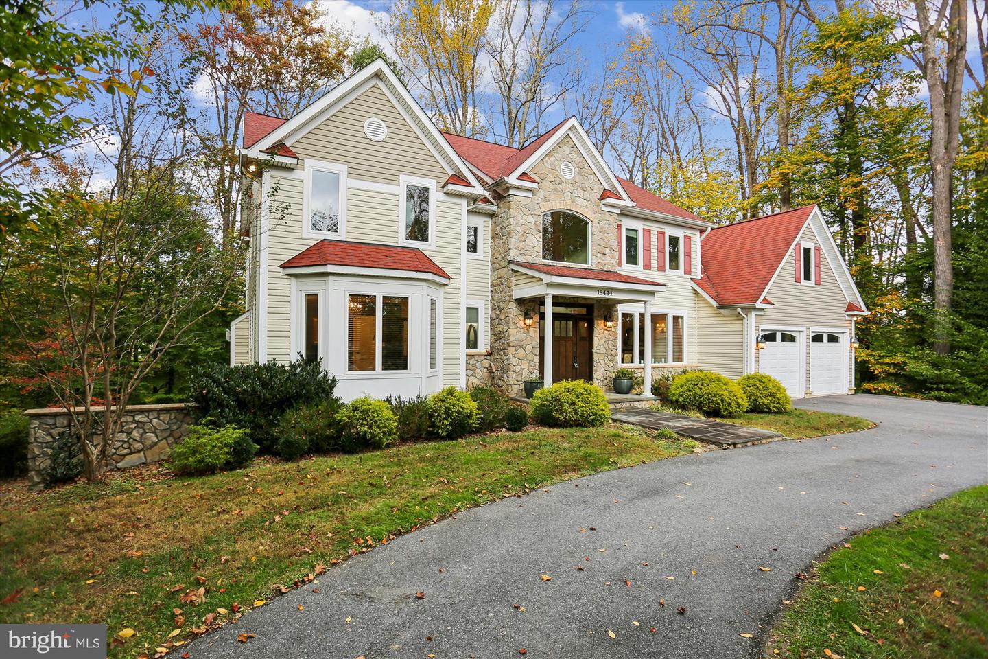 Olney, Maryland, 20832, United States, 4 Bedrooms Bedrooms, ,3 BathroomsBathrooms,Residential,Active,1969632