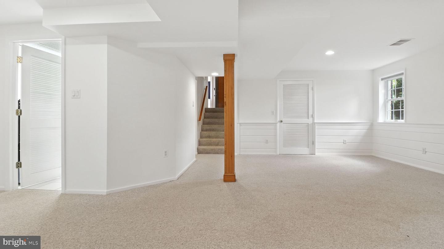 Alexandria, Virginia, 22308, United States, 4 Bedrooms Bedrooms, ,2 BathroomsBathrooms,Residential,Active,1936138