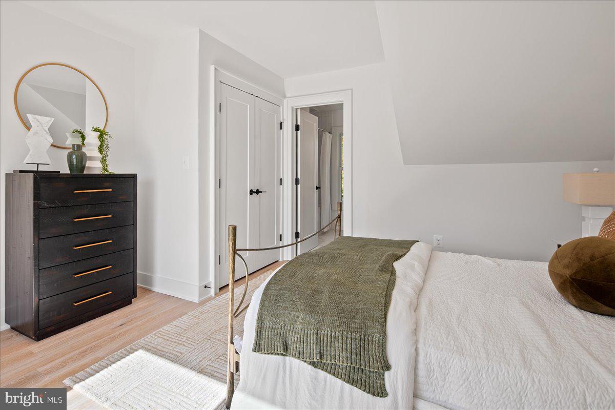 Arlington, Virginia, 22201, United States, 4 Bedrooms Bedrooms, ,5 BathroomsBathrooms,Residential,Active,2011879