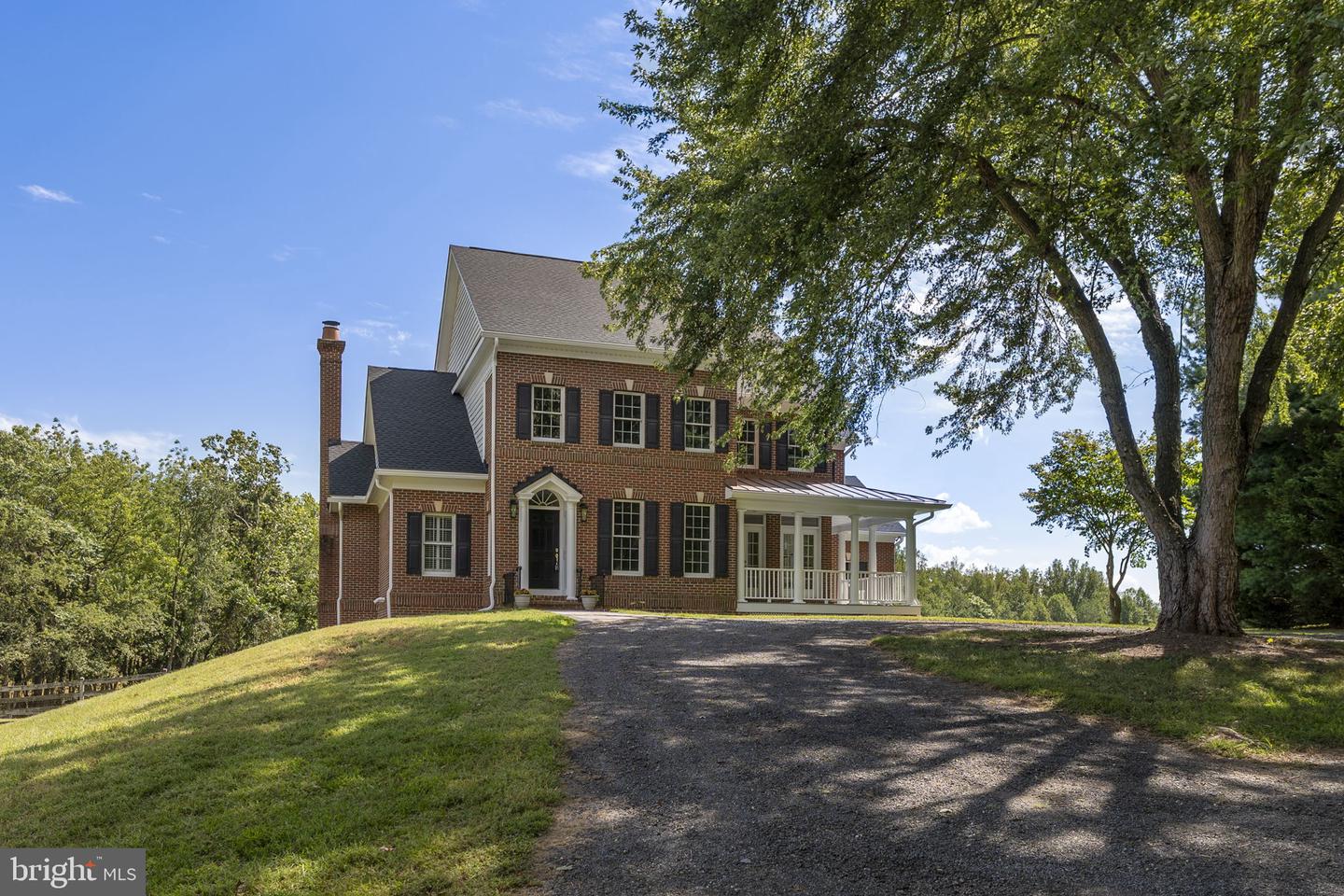 Boyds, Maryland, 20841, United States, 4 Bedrooms Bedrooms, ,4 BathroomsBathrooms,Residential,Active,1936102