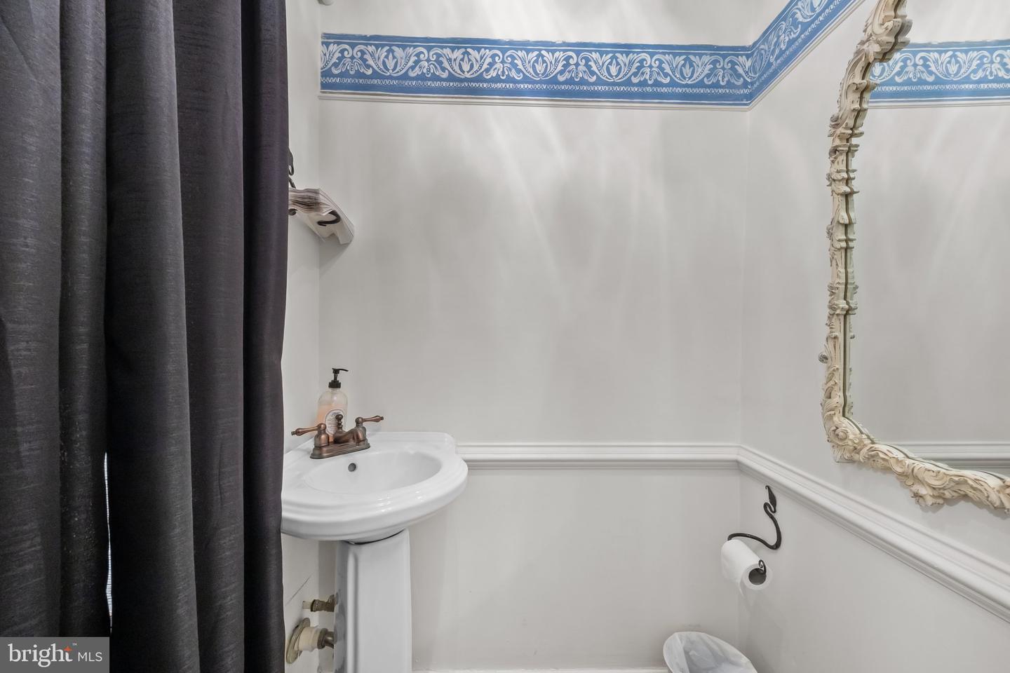 Newtown, Pennsylvania, 18940, United States, 4 Bedrooms Bedrooms, ,4 BathroomsBathrooms,Residential,Contingent,2006776