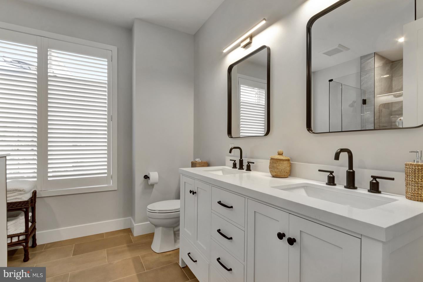 Rehoboth Beach, Delaware, 19971, United States, 5 Bedrooms Bedrooms, ,4 BathroomsBathrooms,Residential,Active,1945511