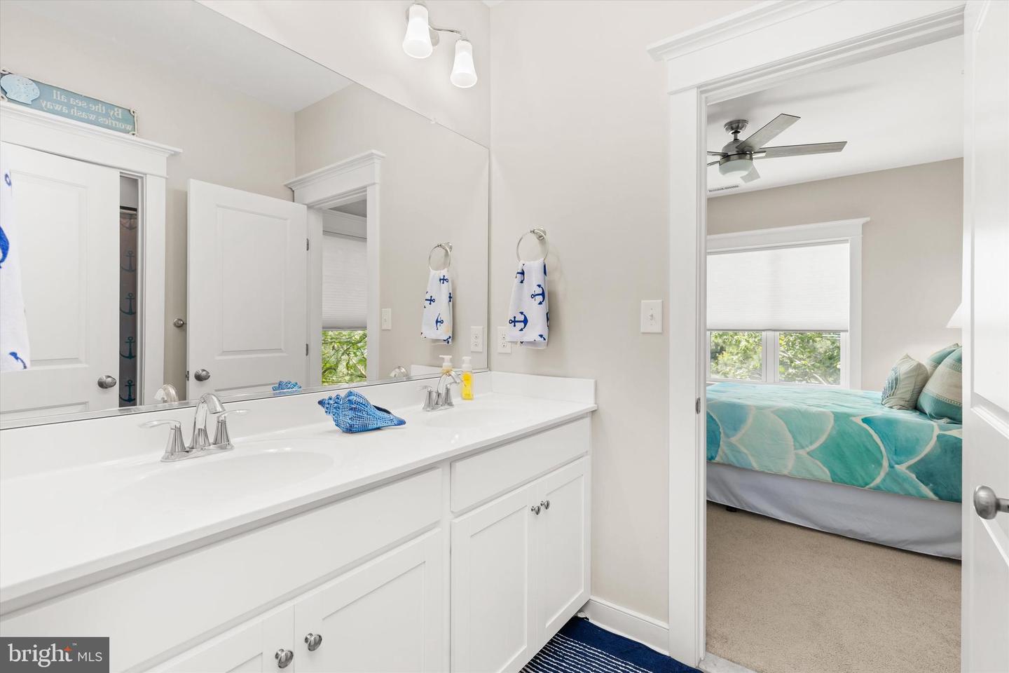 Berlin, Maryland, 21811, United States, 6 Bedrooms Bedrooms, ,5 BathroomsBathrooms,Residential,Active,1893241