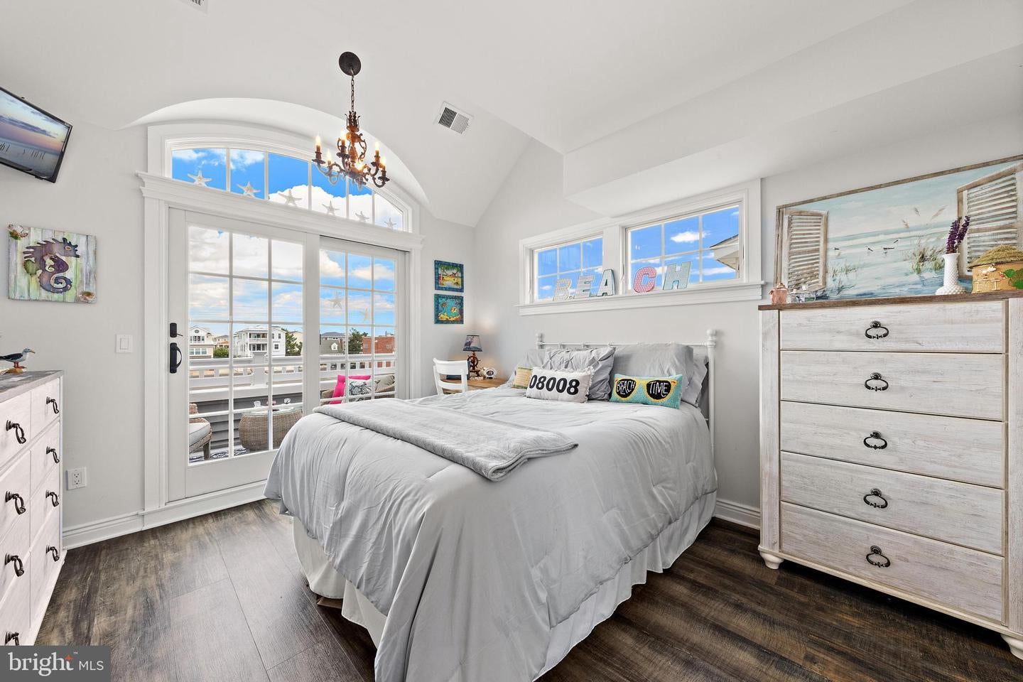 Beach Haven, New Jersey, 08008, United States, 5 Bedrooms Bedrooms, ,4 BathroomsBathrooms,Residential,Active,1941132