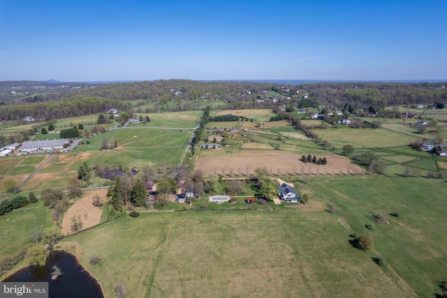 Waterford, Virginia, 20197, United States, 4 Bedrooms Bedrooms, ,5 BathroomsBathrooms,Residential,Active,1771409