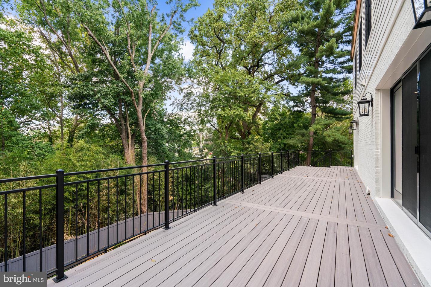 Washington, District Of Columbia, 20016, United States, 6 Bedrooms Bedrooms, ,8 BathroomsBathrooms,Residential,Active,1934802