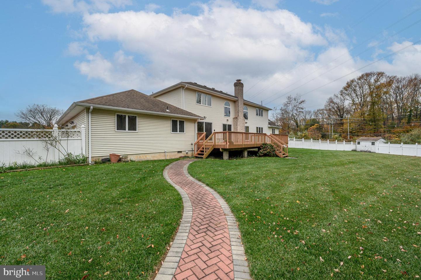 Monmouth Junction, New Jersey, 08852, United States, 5 Bedrooms Bedrooms, ,6 BathroomsBathrooms,Residential,Active,2044533