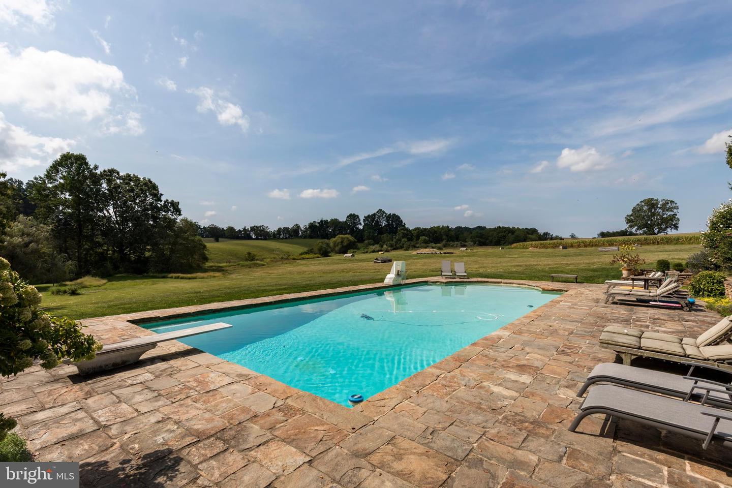 Kennett Square, Pennsylvania, 19348, United States, ,9 BathroomsBathrooms,Residential,Active,1704224