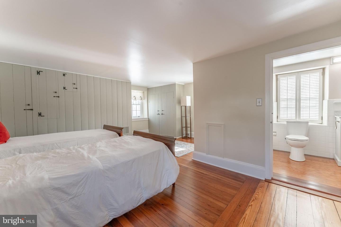 Jenkintown, Pennsylvania, 19046, United States, 6 Bedrooms Bedrooms, ,5 BathroomsBathrooms,Residential,Active,2010560