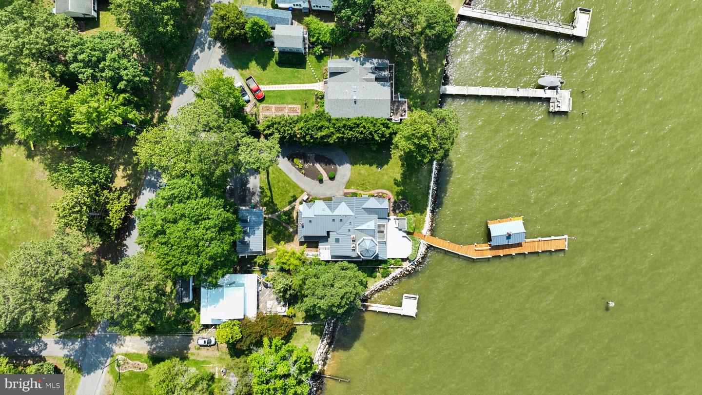 Cobb Island, Maryland, 20625, United States, 6 Bedrooms Bedrooms, ,6 BathroomsBathrooms,Residential,Contingent,1849506
