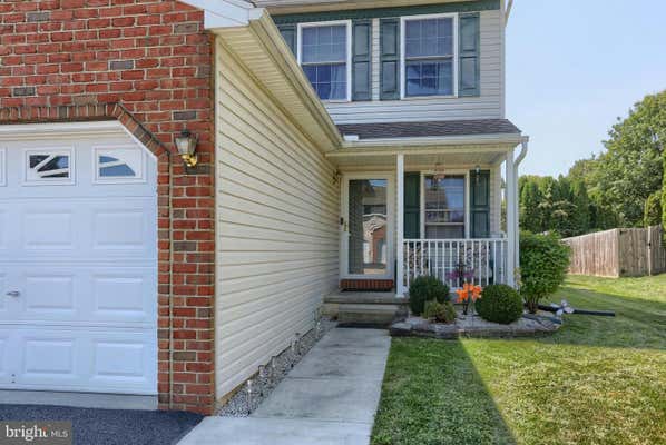 8 GRASSHOPPER CT, MYERSTOWN, PA 17067 - Image 1