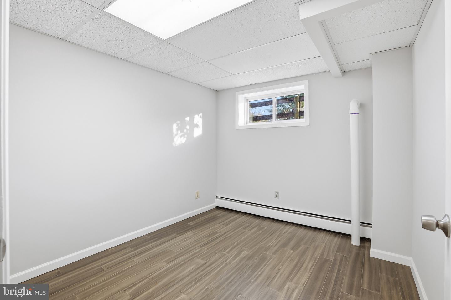 Clarksburg, Maryland, 20871, United States, 5 Bedrooms Bedrooms, ,3 BathroomsBathrooms,Residential,Active,1996277