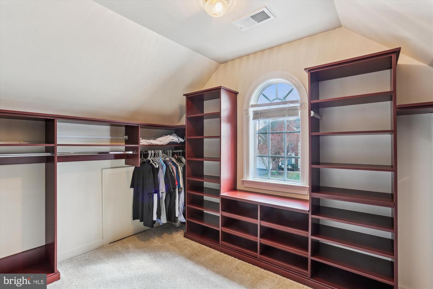 Frederick, Maryland, 21704, United States, 6 Bedrooms Bedrooms, ,4 BathroomsBathrooms,Residential,Active,1884907