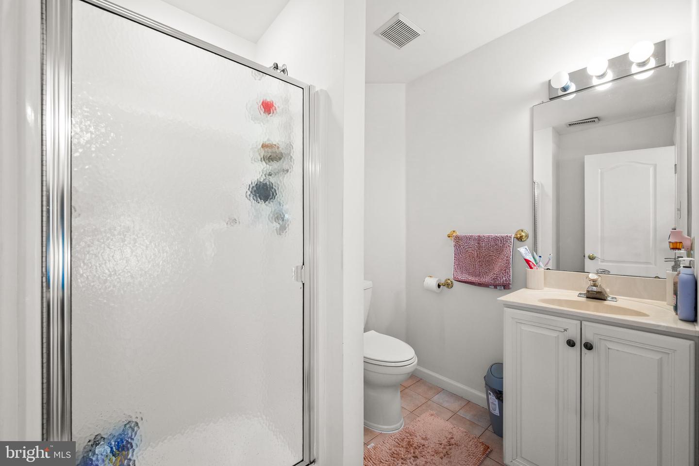 Wallingford, Pennsylvania, 19086, United States, 5 Bedrooms Bedrooms, ,6 BathroomsBathrooms,Residential,Active,1869134