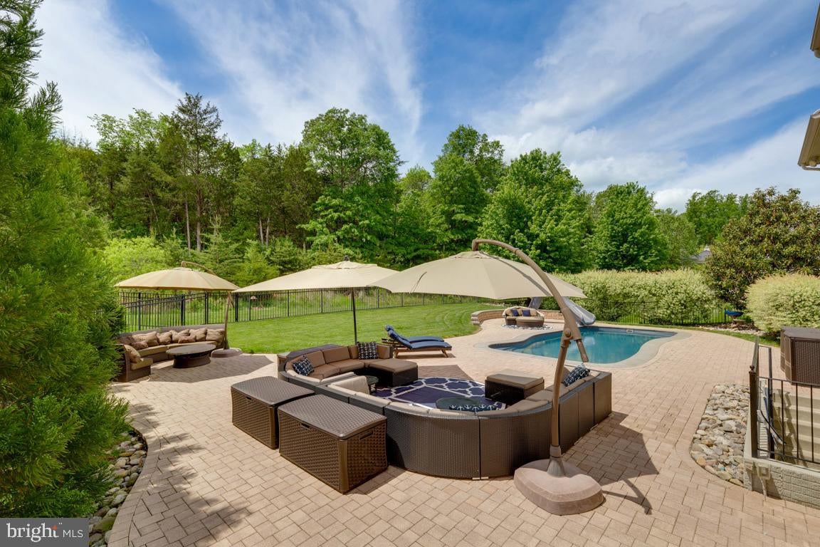 Leesburg, Virginia, 20175, United States, 5 Bedrooms Bedrooms, ,6 BathroomsBathrooms,Residential,Active,1905104
