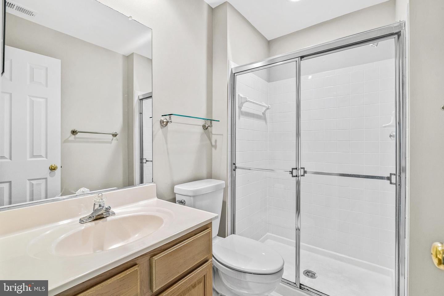 Potomac, Maryland, 20854, United States, 4 Bedrooms Bedrooms, ,4 BathroomsBathrooms,Residential,Active,1973311