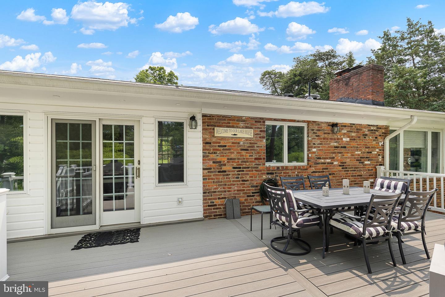 Falls Church, Virginia, 22041, United States, ,3 BathroomsBathrooms,Residential,Active,1843858