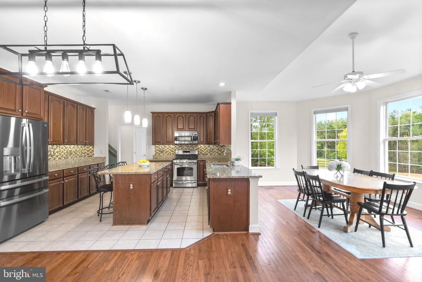Boyds, Maryland, 20841, United States, 5 Bedrooms Bedrooms, ,5 BathroomsBathrooms,Residential,Active,2044597