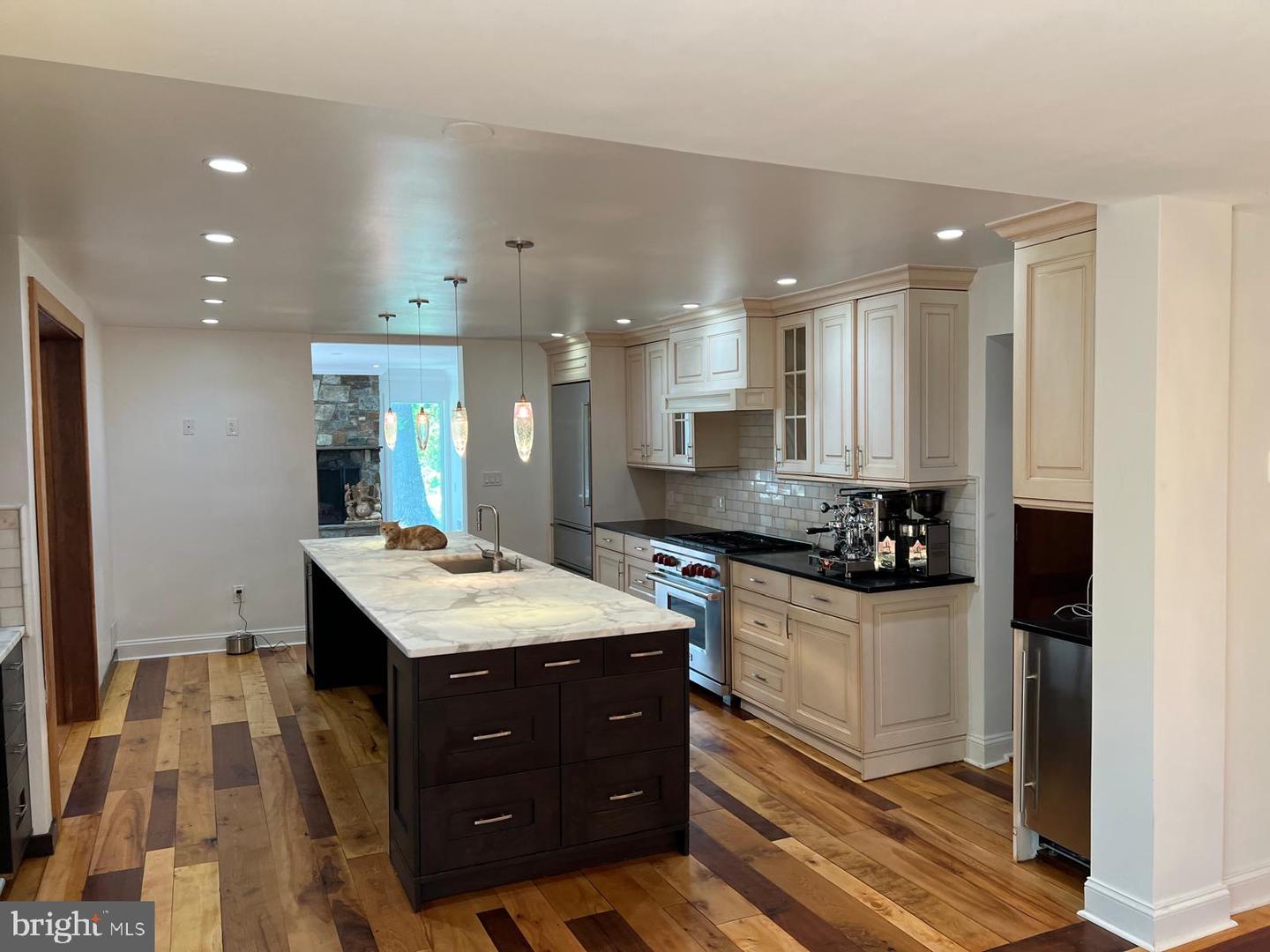 Rockville, Maryland, 20854, United States, 5 Bedrooms Bedrooms, ,4 BathroomsBathrooms,Residential,Active,2045050