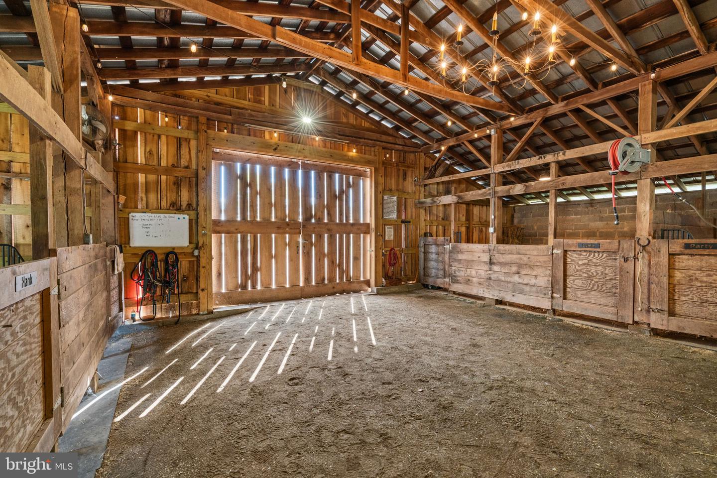 Leesburg, Virginia, 20175, United States, 4 Bedrooms Bedrooms, ,5 BathroomsBathrooms,Residential,Active,2011862